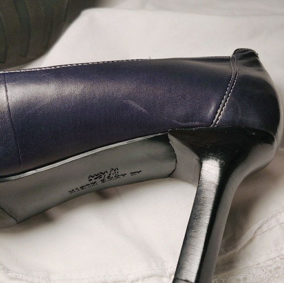 Offer$16🌷Anne Klein Black Leather Pumps Heels - Picture 7 of 8